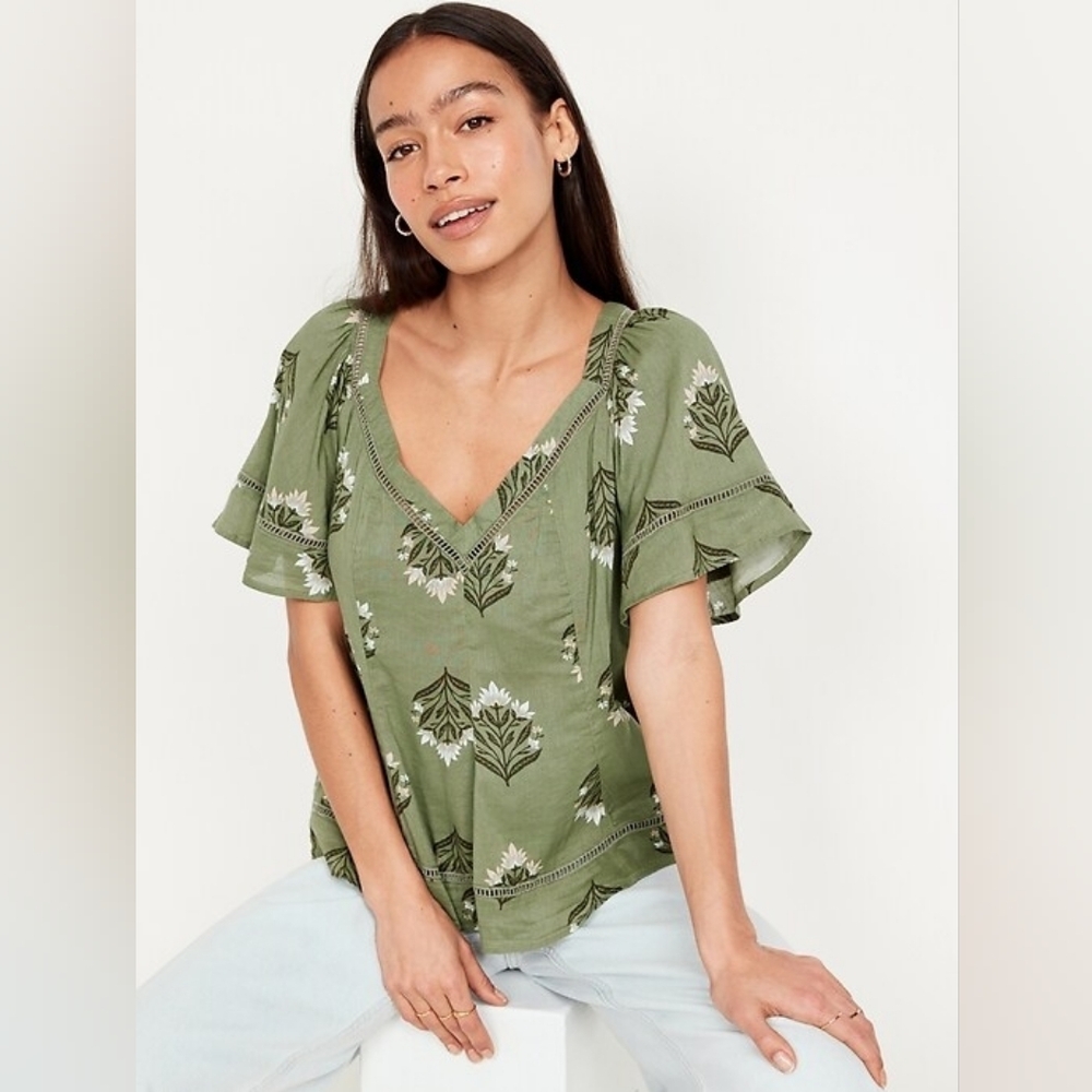 Old Navy Green Floral Blouse